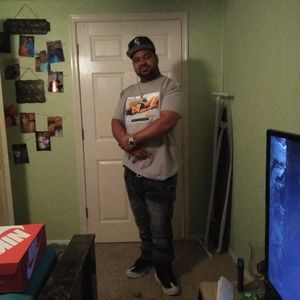 Meet your Posher, Larry